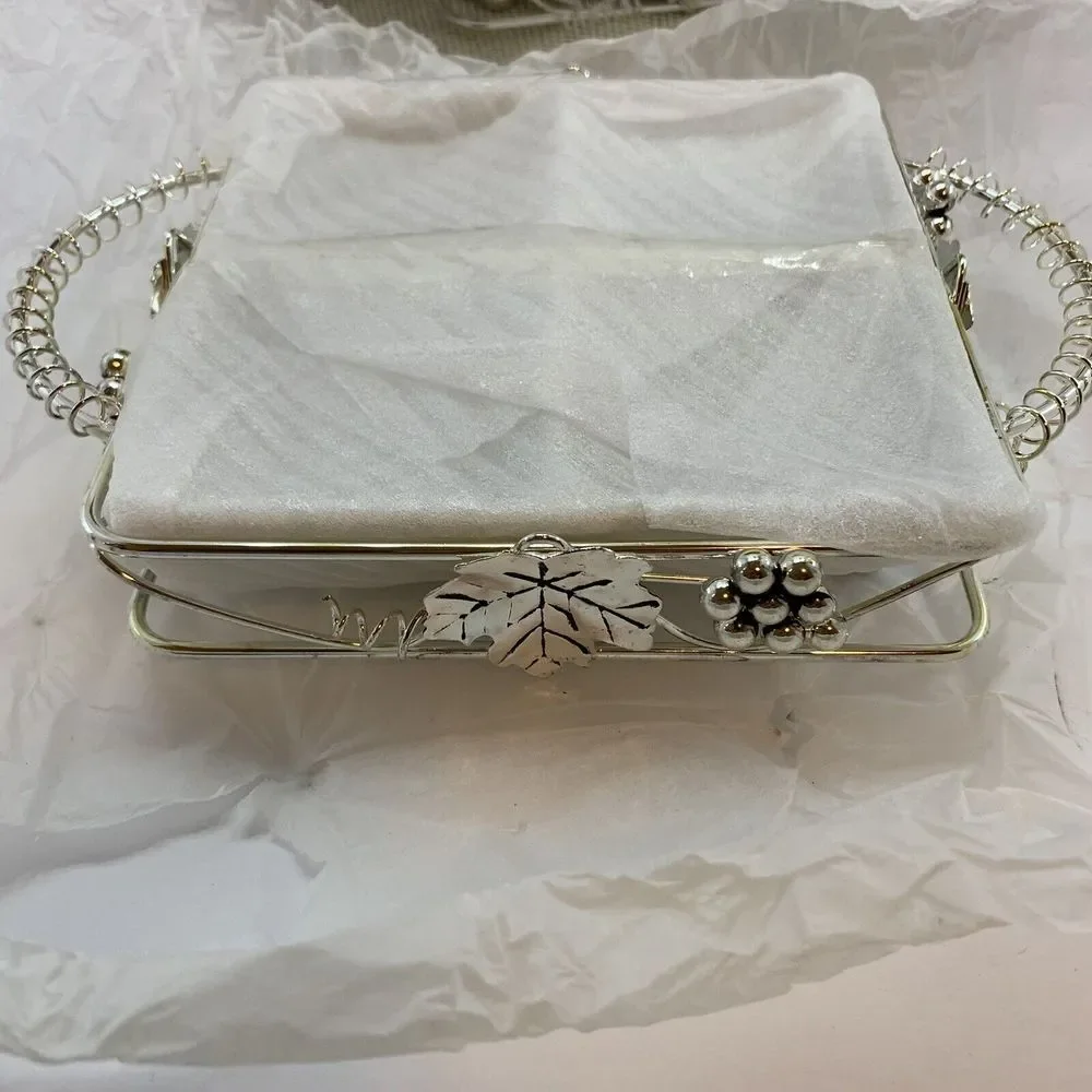Cordon Bleu Silver Plated Grape Square Sectional Server W/Handles New‎ Open Box